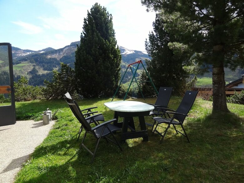 Modern Chalet With Sauna Near Ski Area In Gro�arl