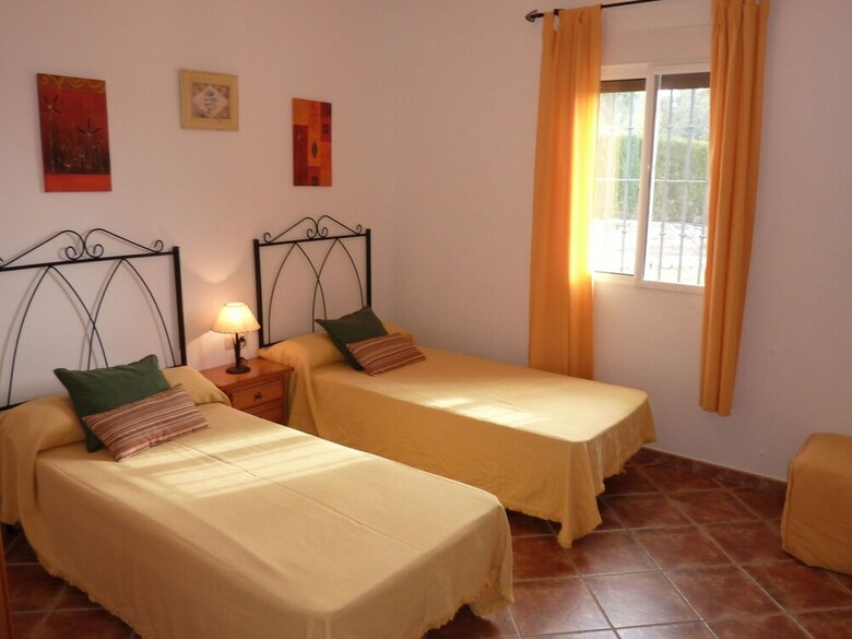Pretty Cottage In Villanueva de La Concepci�n With Pool