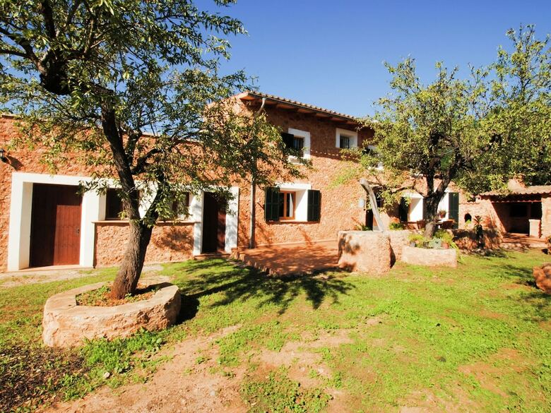 Villa Authentic Rustic Finca With Private Pool Centrally Located
