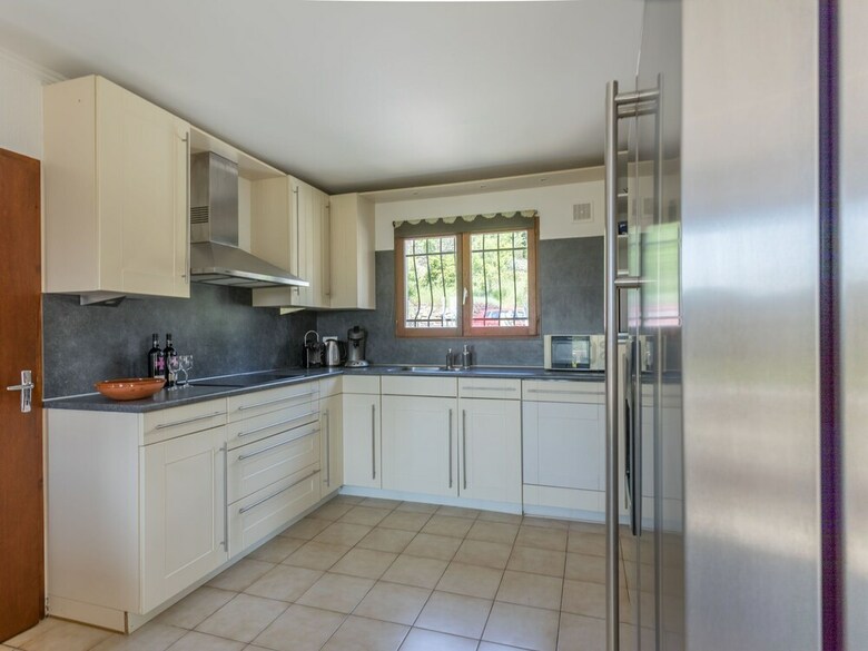 Alluring Villa In Beaufort With Swimming Pool