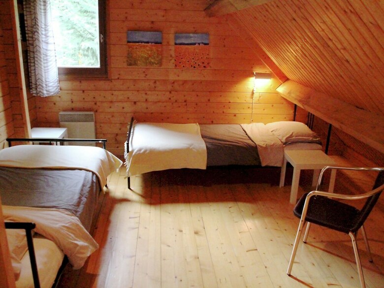 Cozy Holiday Home Near Lake In Beaulieu