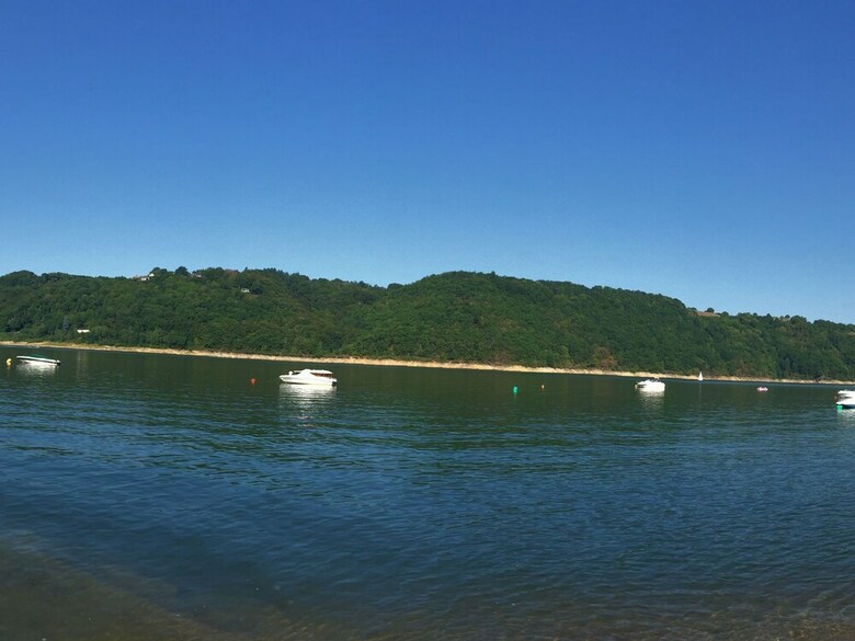 Cozy Holiday Home Near Lake In Beaulieu