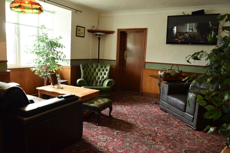 Bed & Breakfast The Flask Inn