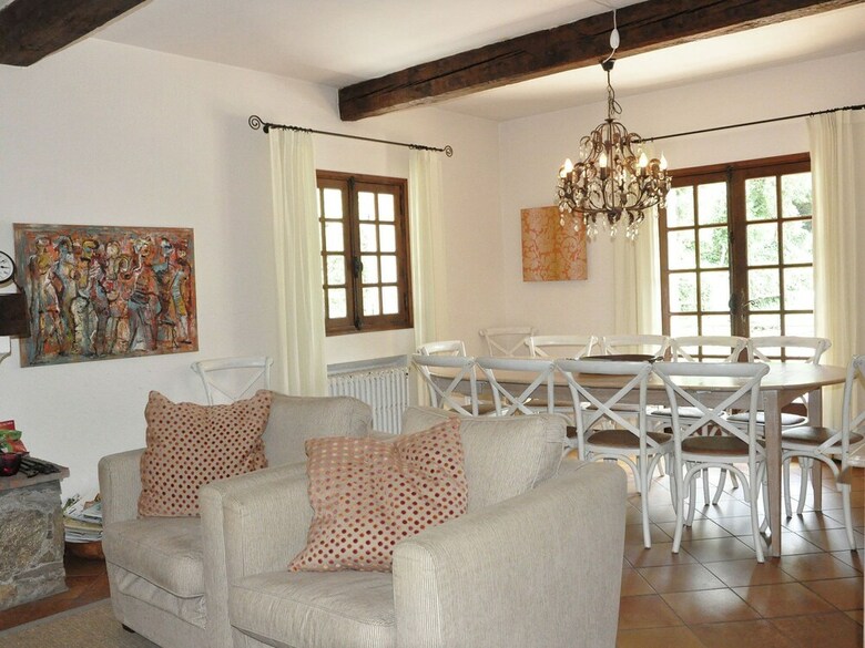 Villa With Guest Accommodation And Heated Pool In Sainte Maxime