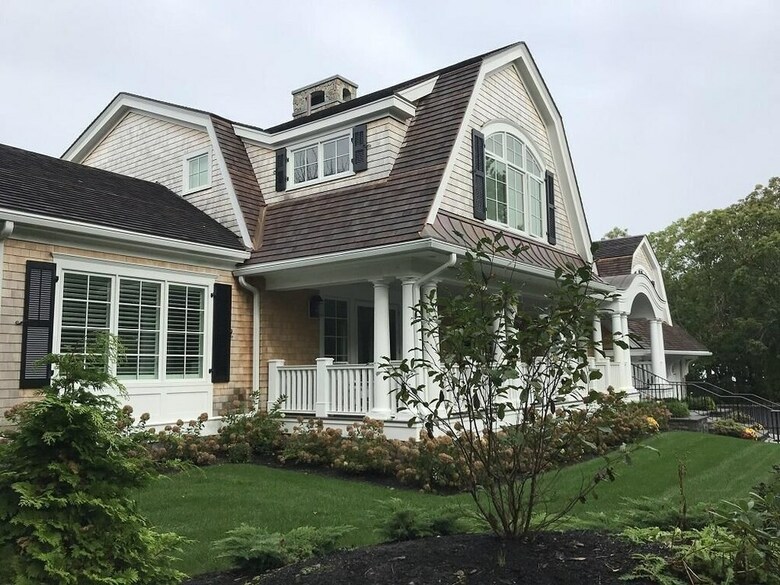 325 Whidah Road - Five Bedroom Home