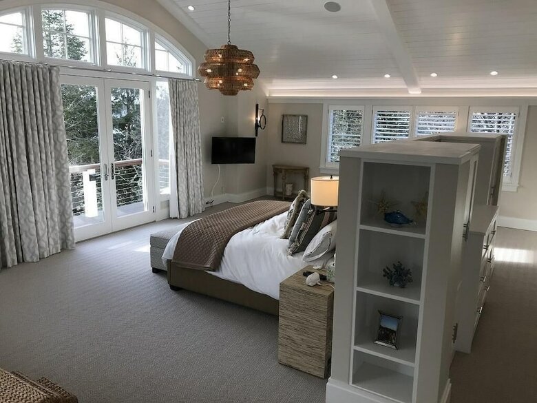 325 Whidah Road - Five Bedroom Home
