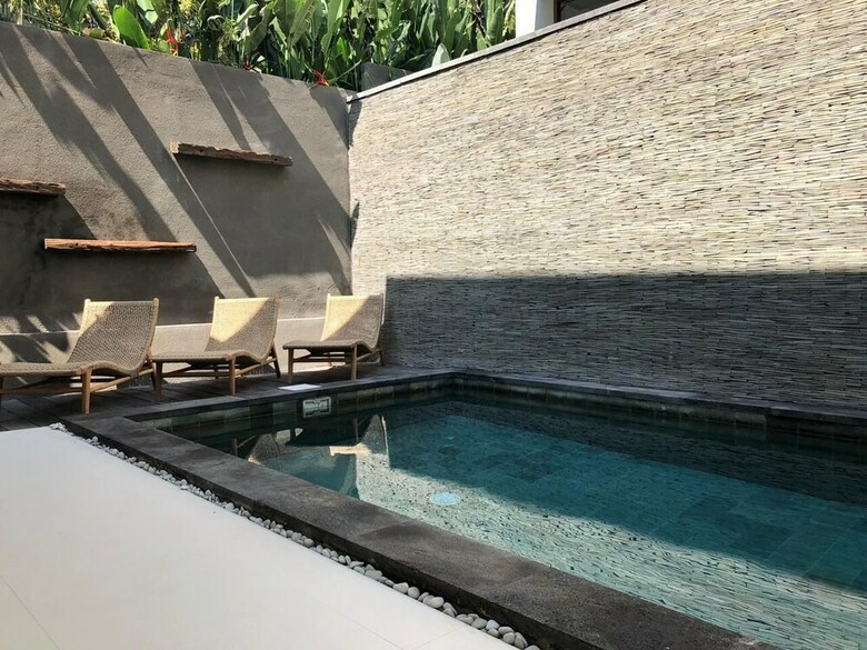Hotel Arama Villas