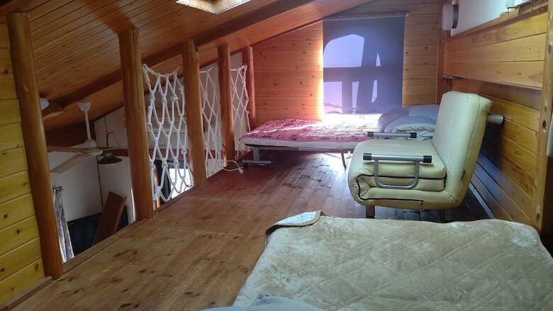 Hostal Awaji Tourist Trophy House - Hostel