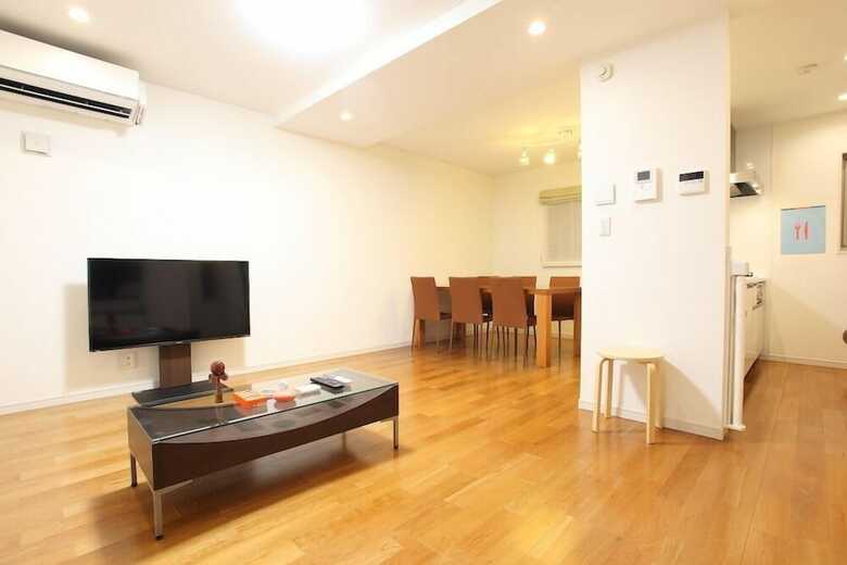 Shinjuku House Hotel