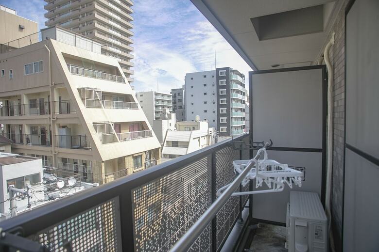 Shinsaibashi-house B