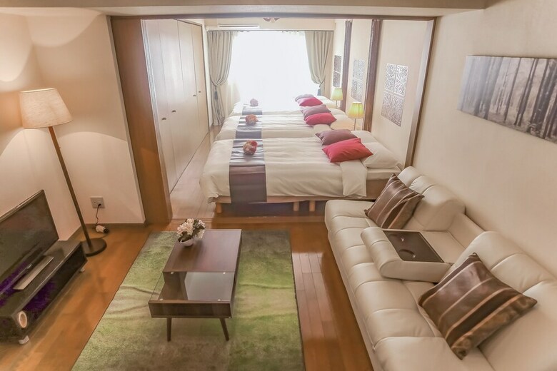Shinsaibashi-house B
