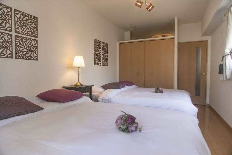 Shinsaibashi-house B