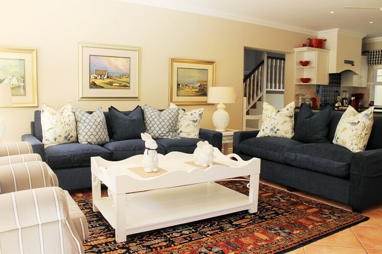 River Club 4258