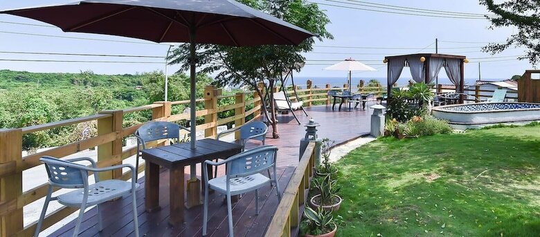 Hotel Sky Blue Sea Homestay