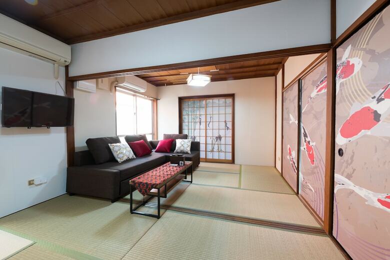 Apartamentos Naha Condominium Maejima House
