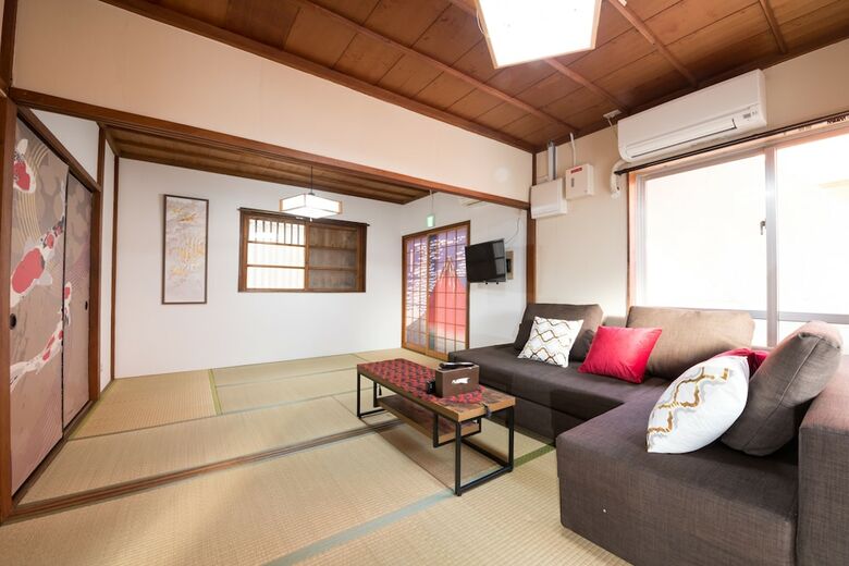 Apartamentos Naha Condominium Maejima House