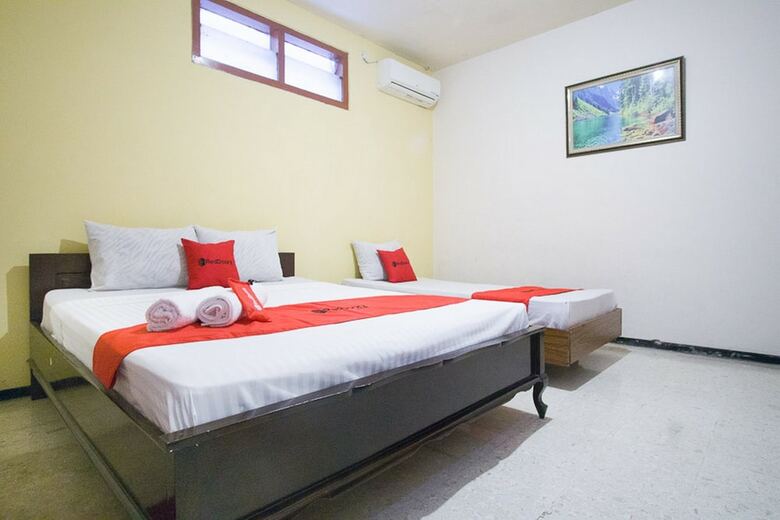 Hotel Reddoorz Syariah @ Jalan Gajah Mada