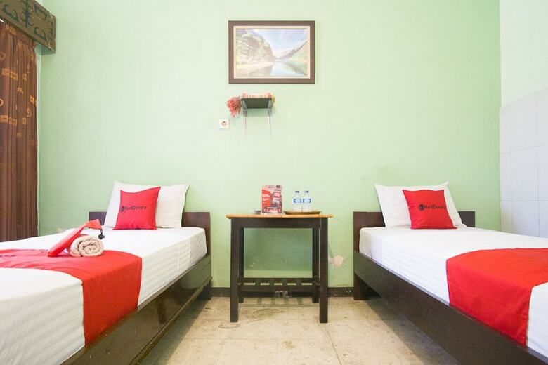 Hotel Reddoorz Syariah @ Jalan Gajah Mada
