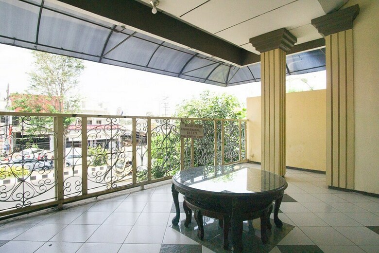 Hotel Reddoorz Syariah @ Jalan Gajah Mada