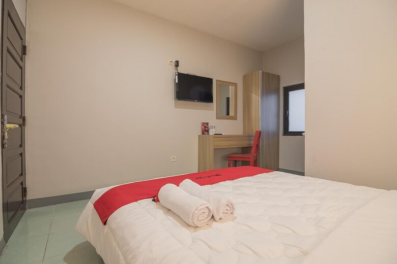 Hotel Reddoorz @ Kiaracondong