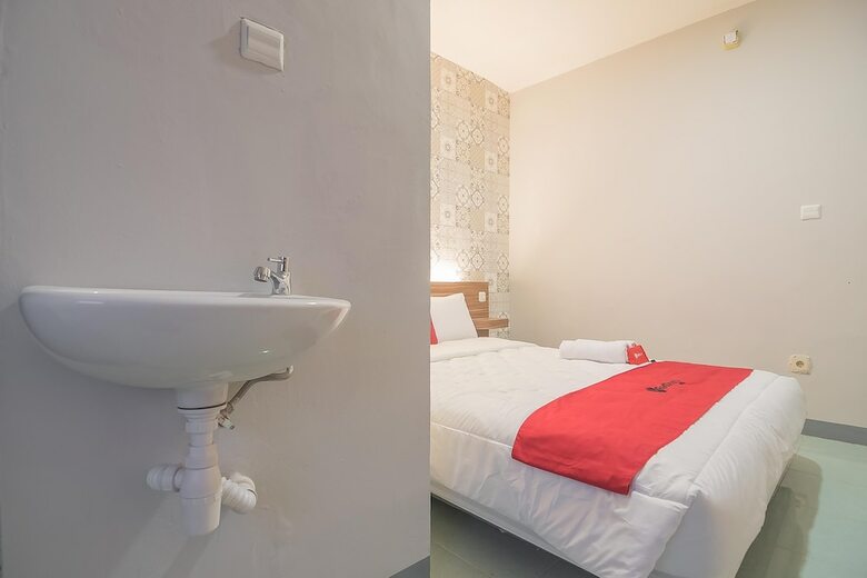 Hotel Reddoorz @ Kiaracondong