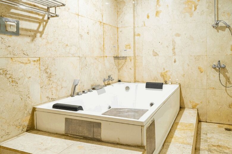 Hotel Reddoorz Plus Near Exit Toll Cikarang Barat 4