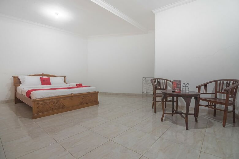 Hotel Reddoorz Near Happy Farm 2