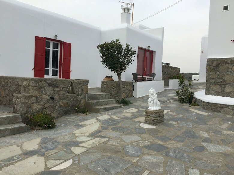 Iliadmaria Apartments