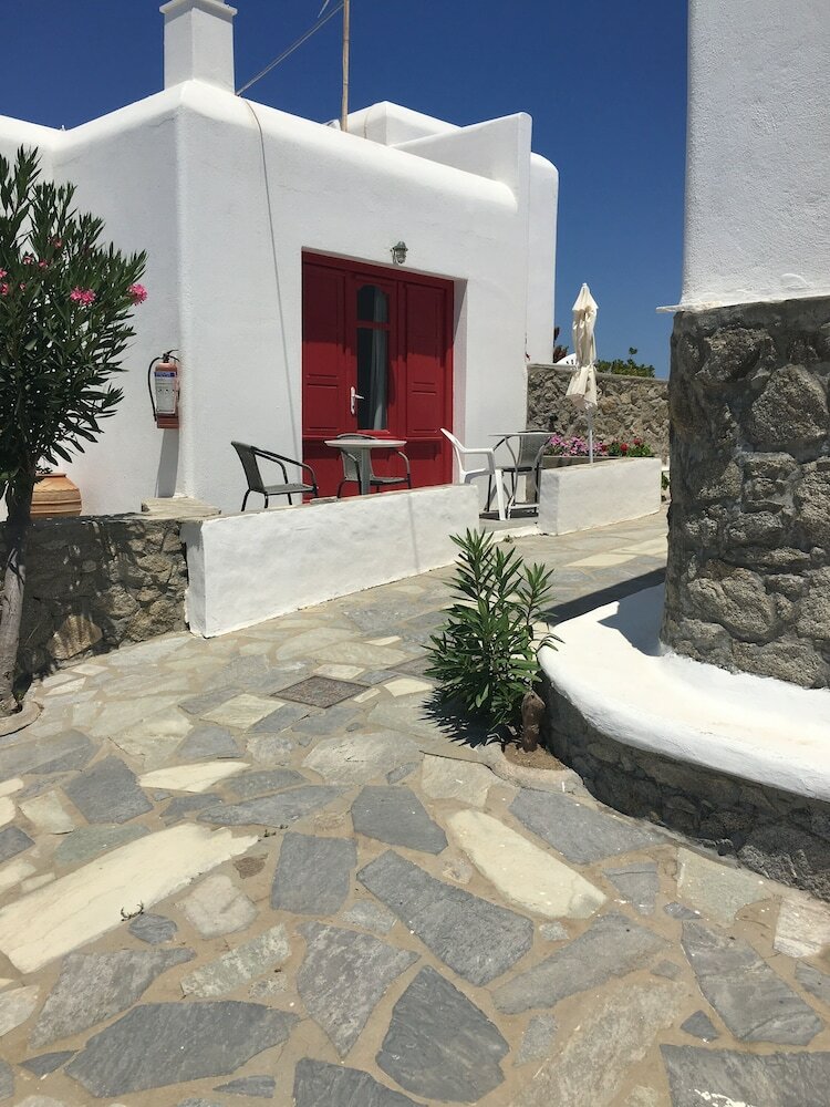 Iliadmaria Apartments