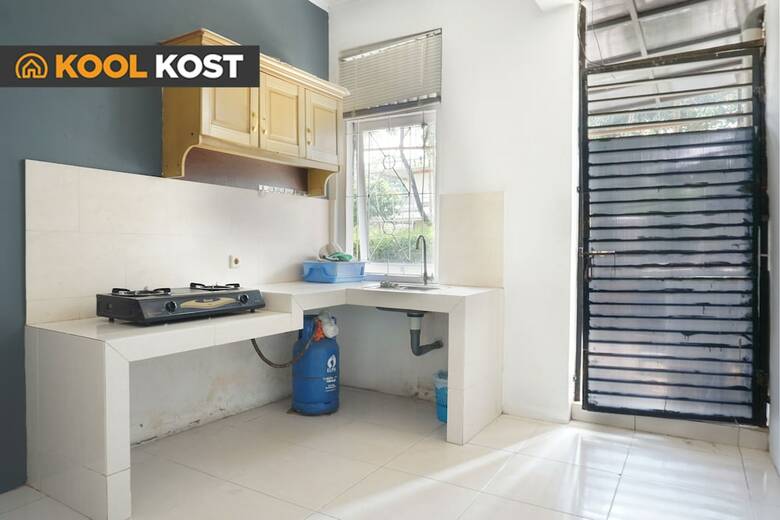 Hotel Koolkost Near Pelita Harapan University