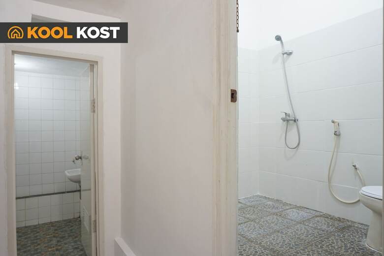 Hotel Koolkost Near Pelita Harapan University