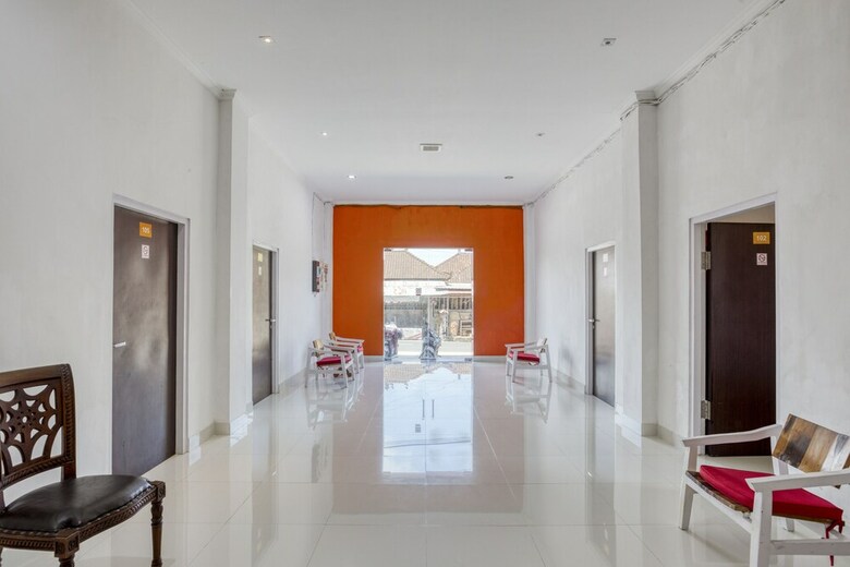 Hotel Reddoorz Near Bali Zoo