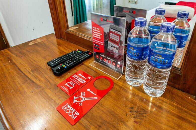 Hotel Reddoorz Plus Near Taman Sari 2