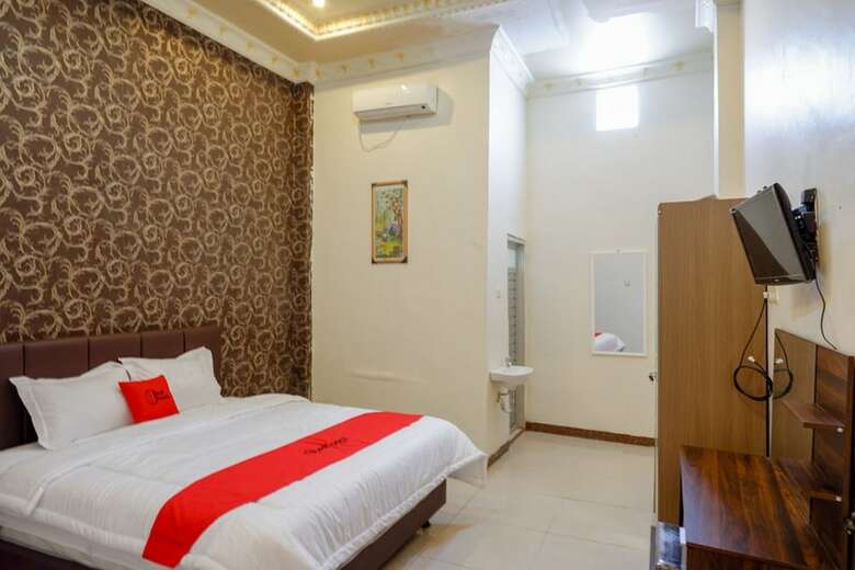 Hotel Reddoorz @ Jalan Pattimura Palu