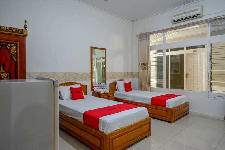 Reddoorz Plus @ Alam Raya Hotel