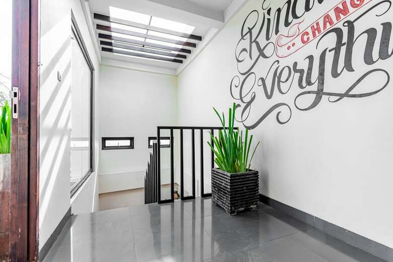 Hostal Reddoorz Hostel @ Pod House Makassar