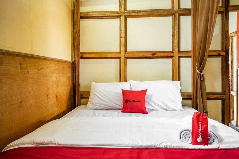 Hotel Reddoorz Near Happy Farm 3