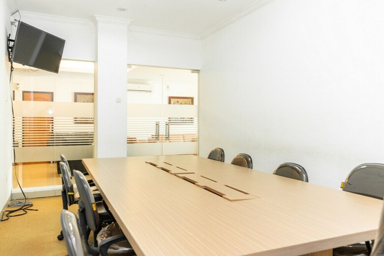 Hotel Reddoorz Plus Syariah Near Java Supermall Semarang 2
