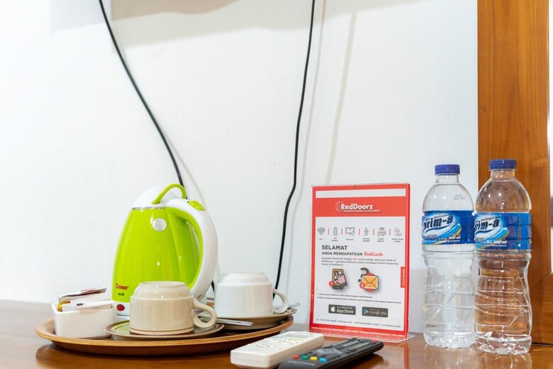 Hotel Reddoorz Plus Syariah Near Java Supermall Semarang 2