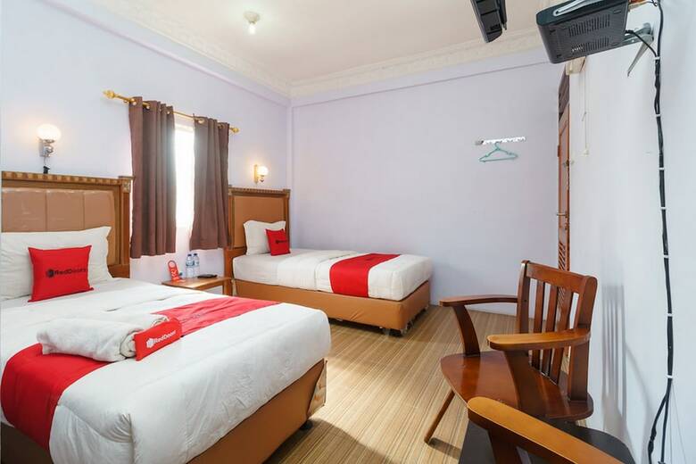 Hotel Reddoorz @ Parapat