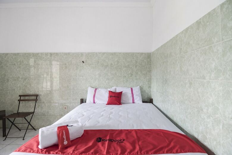 Hotel Reddoorz @ Sagan Jogja 2