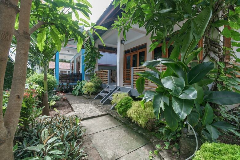 Hotel Reddoorz Syariah @ Iboih Beach Sabang