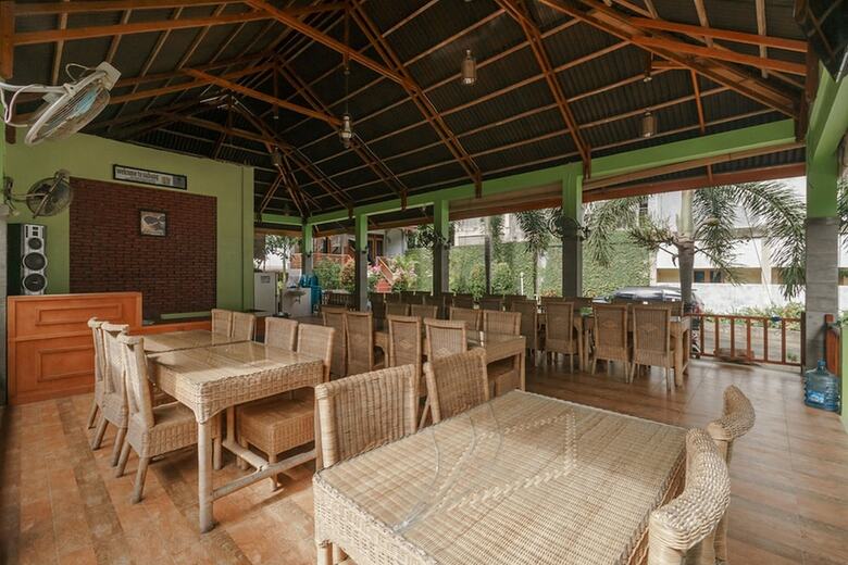 Hotel Reddoorz Syariah @ Iboih Beach Sabang