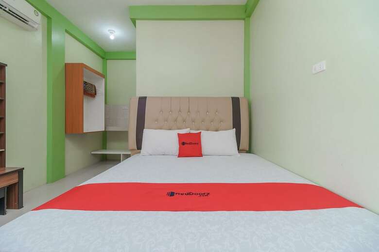Hotel Reddoorz Syariah @ Iboih Beach Sabang