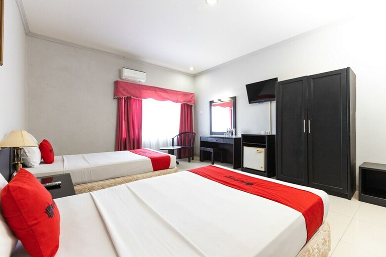 Reddoorz Plus @ Celebes Indah Hotel