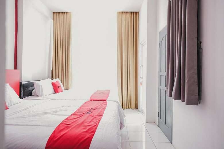 Hotel Reddoorz @ Jalan Sukabangun 2 Palembang