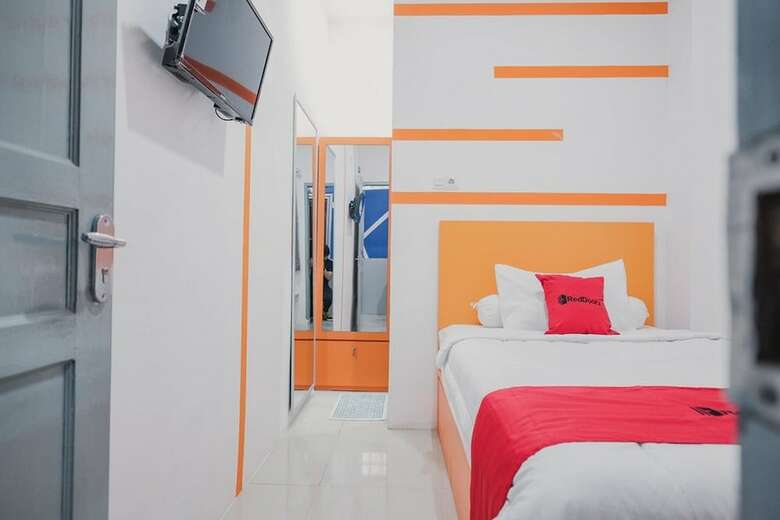 Hotel Reddoorz @ Jalan Sukabangun 2 Palembang