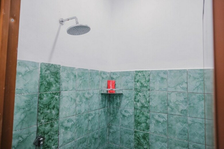 Hotel Reddoorz @ Jalan Sukabangun 2 Palembang