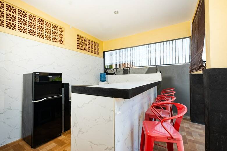 Hostal Reddoorz Hostel @ Raya Canggu