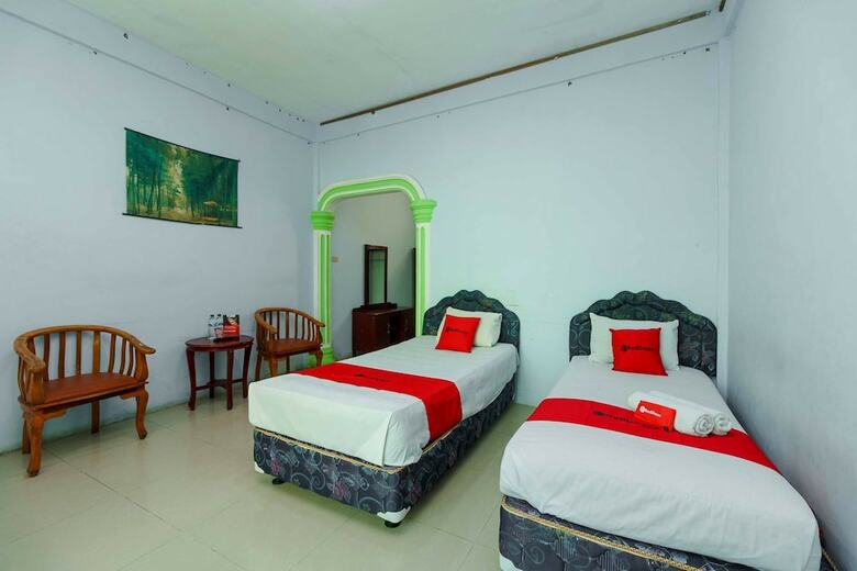 Reddoorz Syariah Hotel Enasti Berastagi